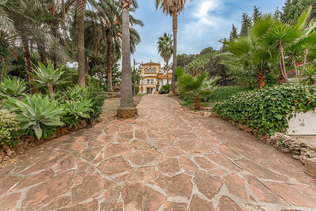 Chalet in Godella, Valencian Community, Spain 2 - 18362981