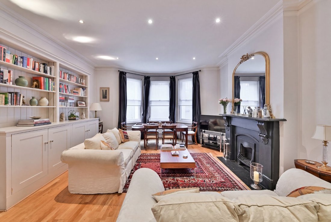 Apartment in South Kensington, Kensington And Chelsea, England 1 - 18362347