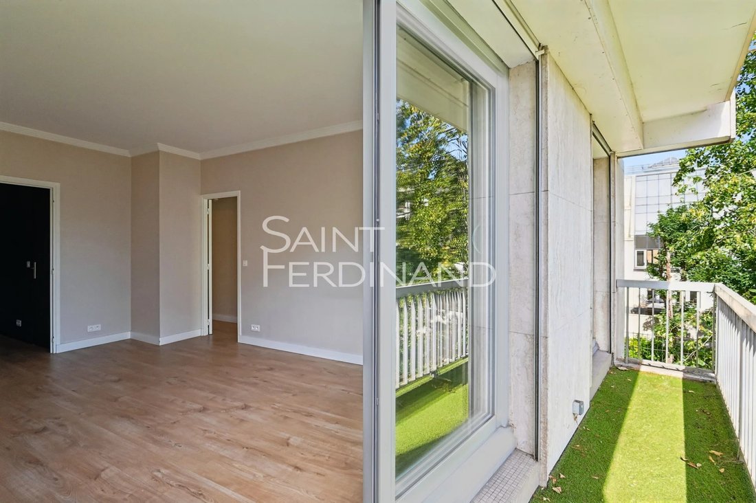 Apartment in Charles Laffitte, Neuilly-sur-Seine, France 1 - 18363733