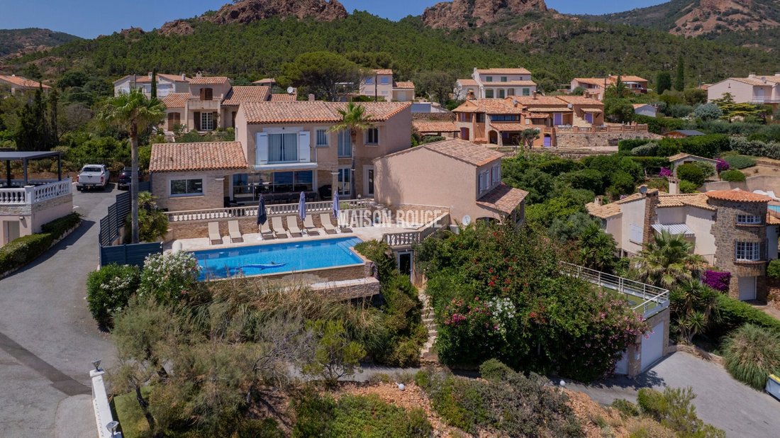 House in Le Dramont-Agay-Anthéor-Le Trayas, Saint-Raphaël, France 4 - 18362846