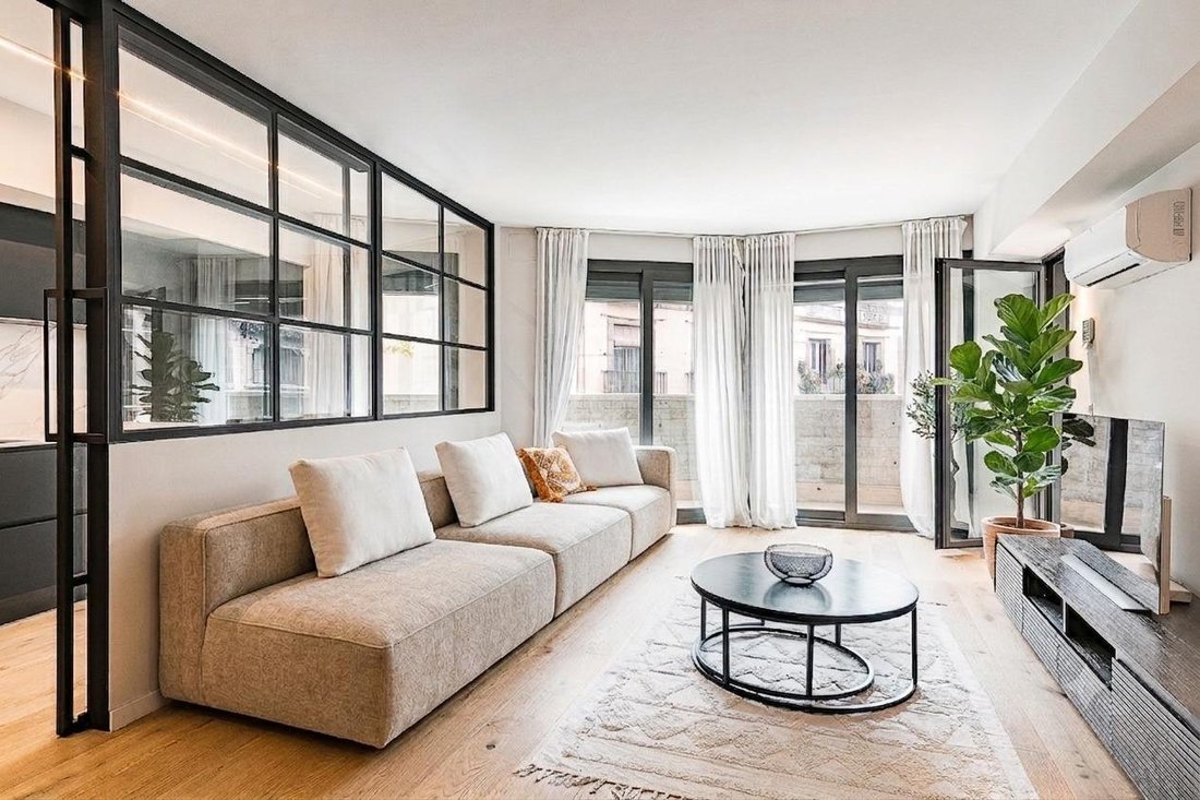 Apartment in Ciutat Vella, Barcelona, Spain 3 - 17771942