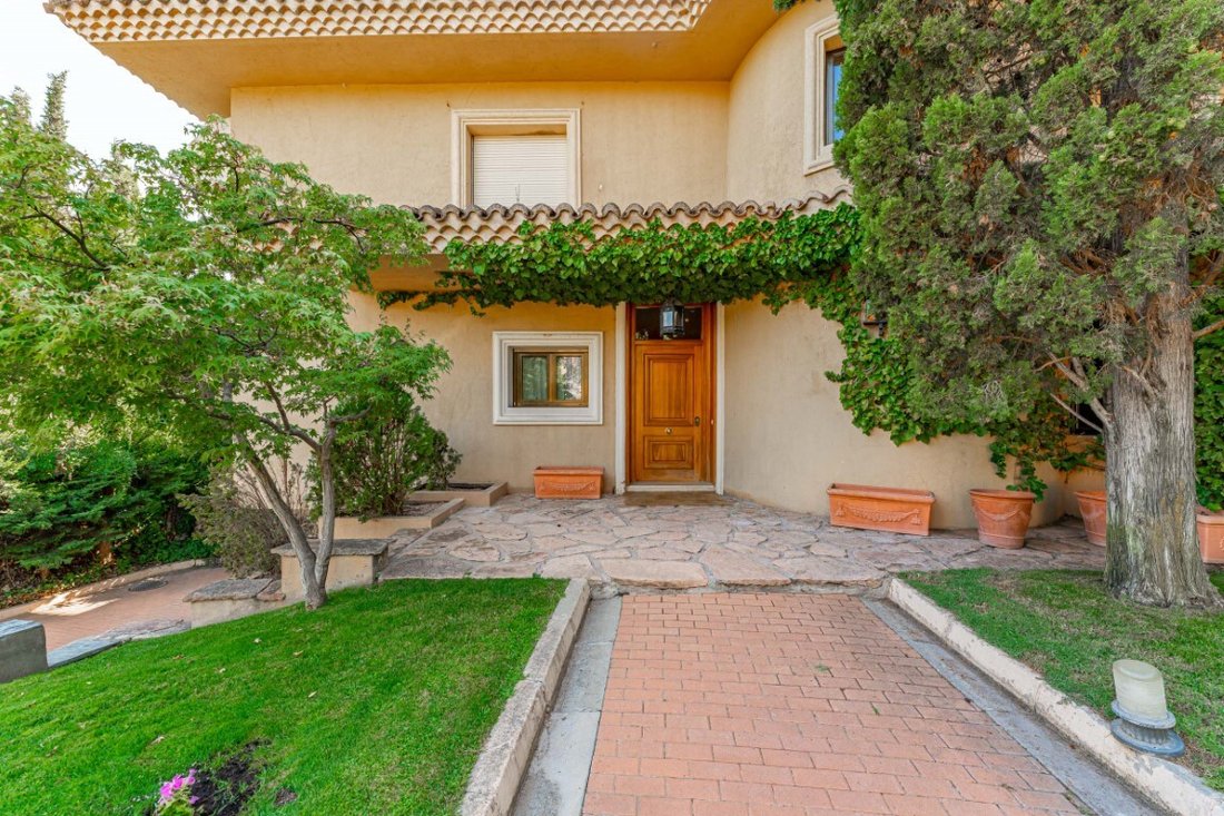 Chalet in Moncloa-Aravaca, Madrid, Spain 2 - 18362774