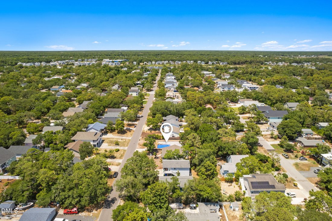 House in Oak Island, North Carolina, United States 4 - 18365443