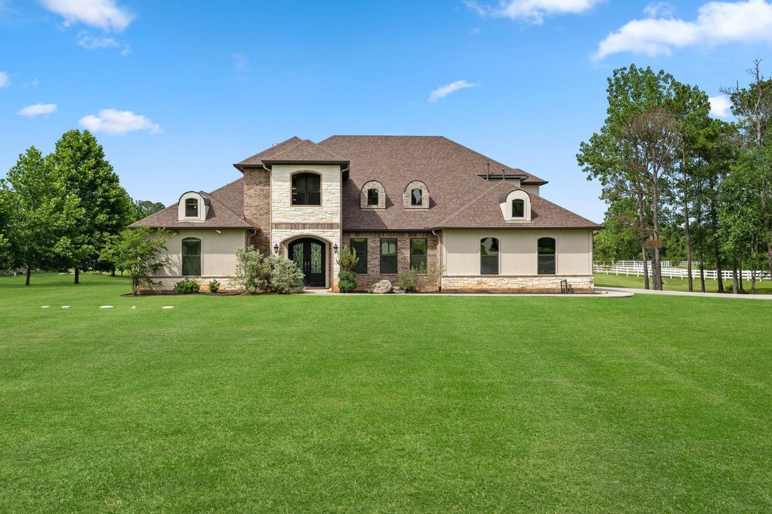 House in Montgomery, Texas, United States 1 - 18362579