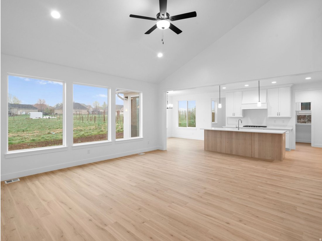 House in Woodland Hills, Utah, United States 2 - 16592116