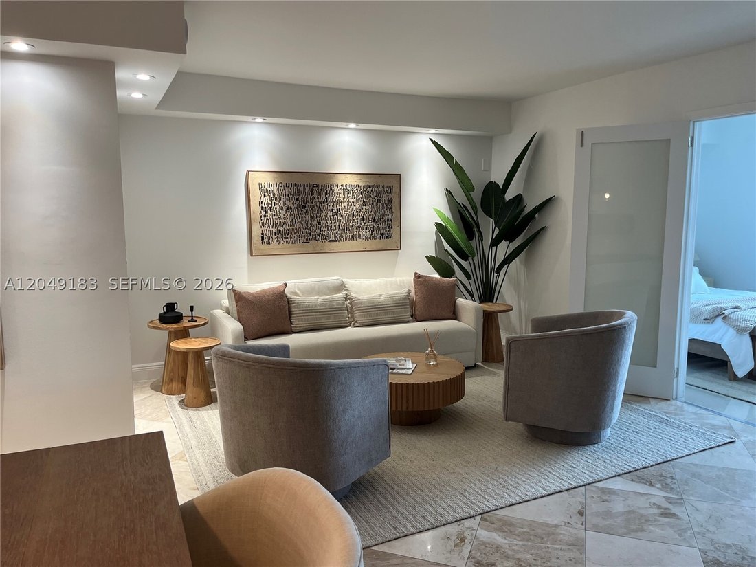 Condo in Miami Beach, Florida, United States 2 - 18362603