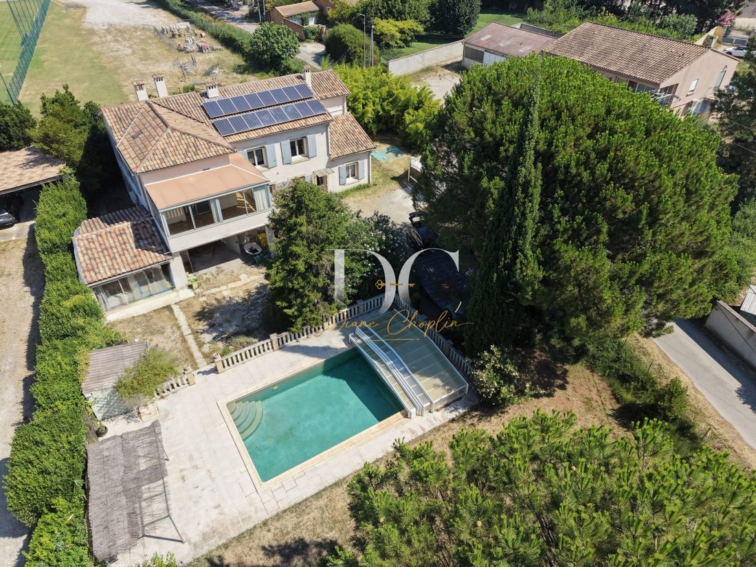 House in Caumont-sur-Durance, Provence-Alpes-Côte d'Azur, France 1 - 18369725