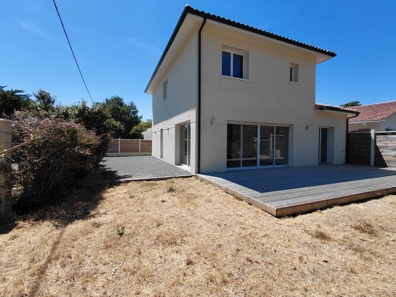 Villa in Vendays-Montalivet, Nouvelle-Aquitaine, France 1 - 16214843