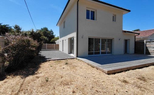Villa in Vendays-Montalivet, Nouvelle-Aquitaine, France 1