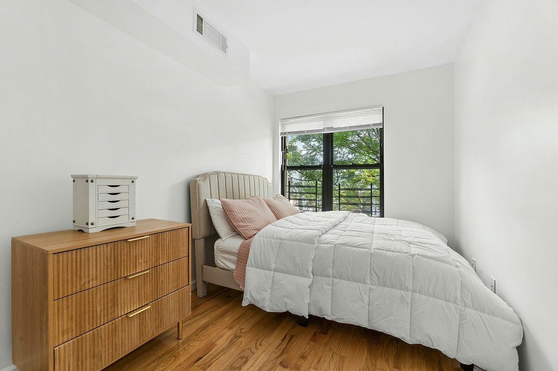 Condo in New York, New York, United States 5 - 18354239