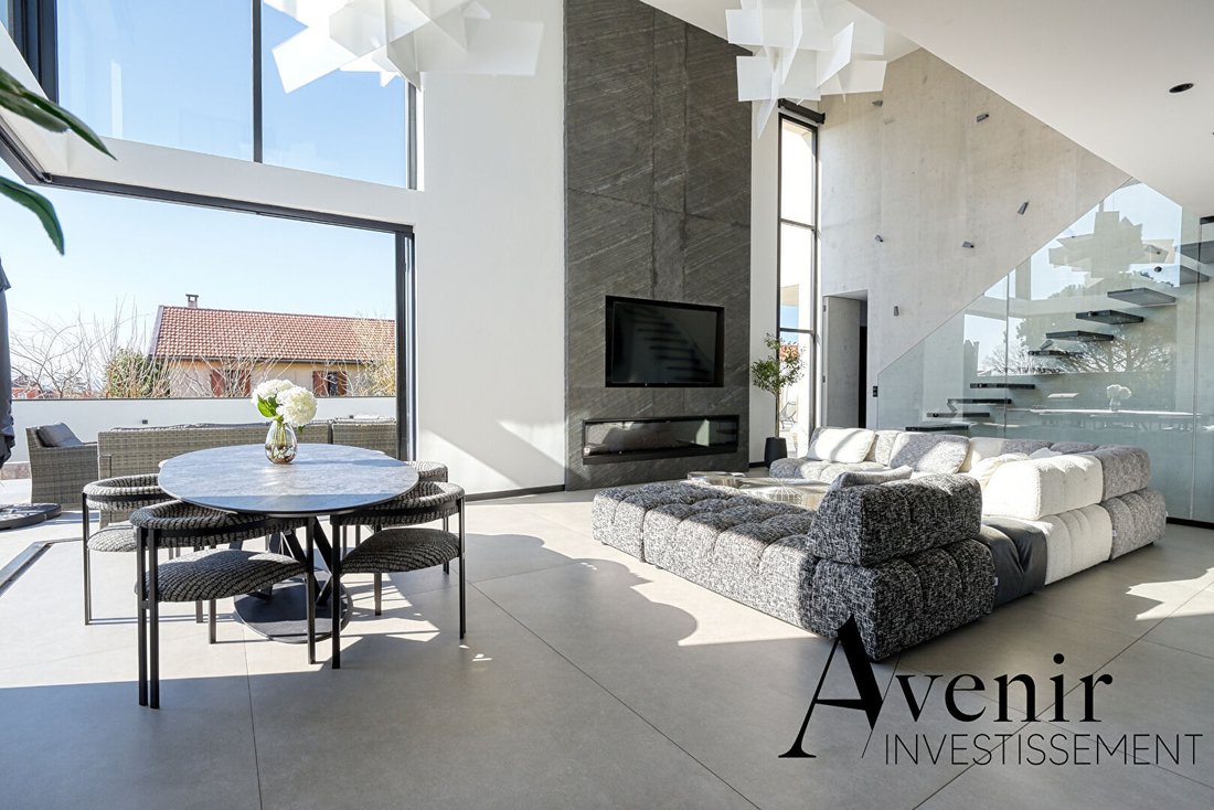 Villa in Decines-Charpieu, Auvergne-Rhône-Alpes, France 4 - 18361661