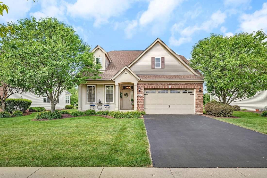 House in Oswego, Illinois, United States 1 - 18363040