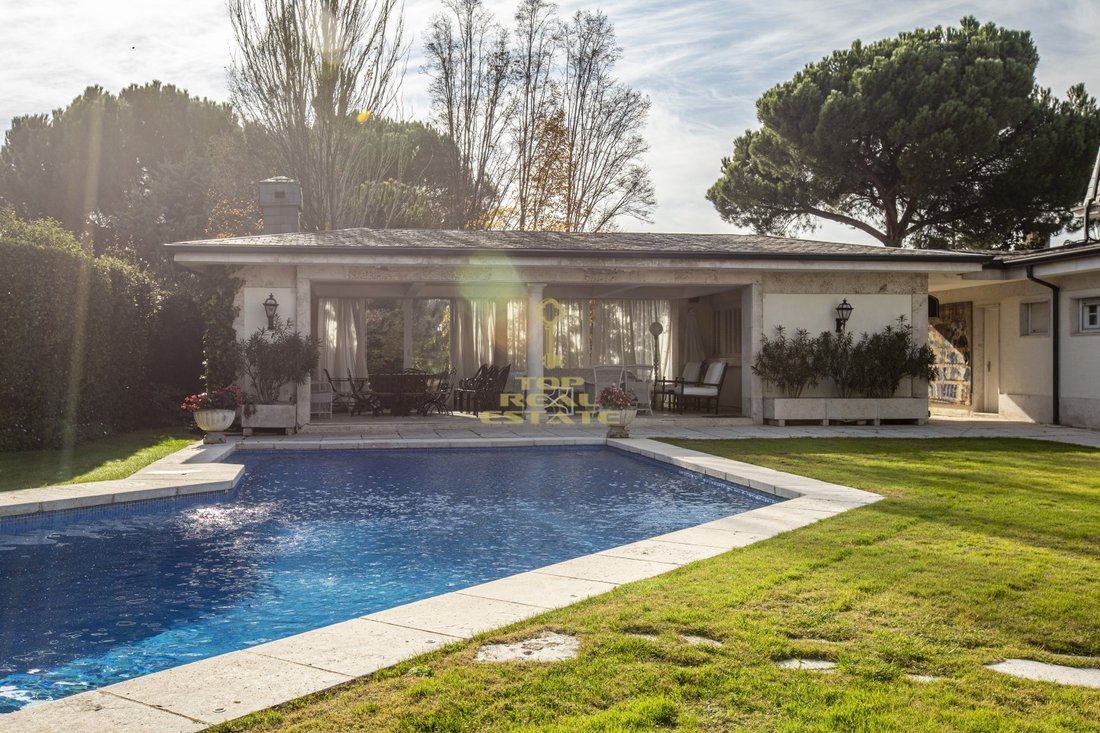 Chalet in Somosaguas, Pozuelo de Alarcon, Comunidad de Madrid 3 - 18362751