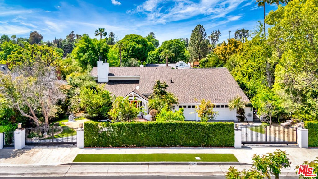House in Los Angeles, California, United States 1 - 18364892