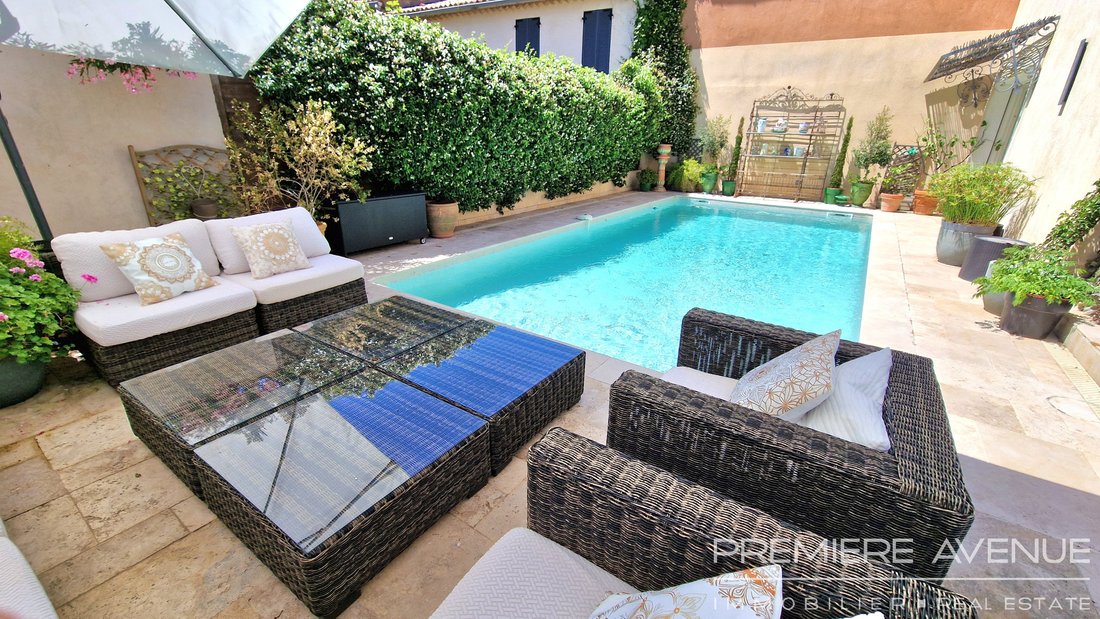 House in La Garde-Freinet, Provence-Alpes-Côte d'Azur, France 2 - 18366862