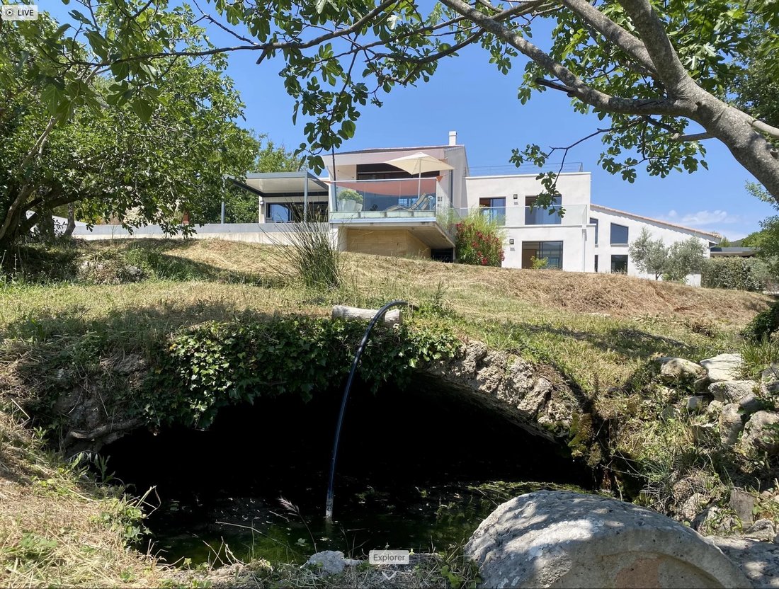 House in Saint-Zacharie, Provence-Alpes-Côte d'Azur, France 1 - 18299362
