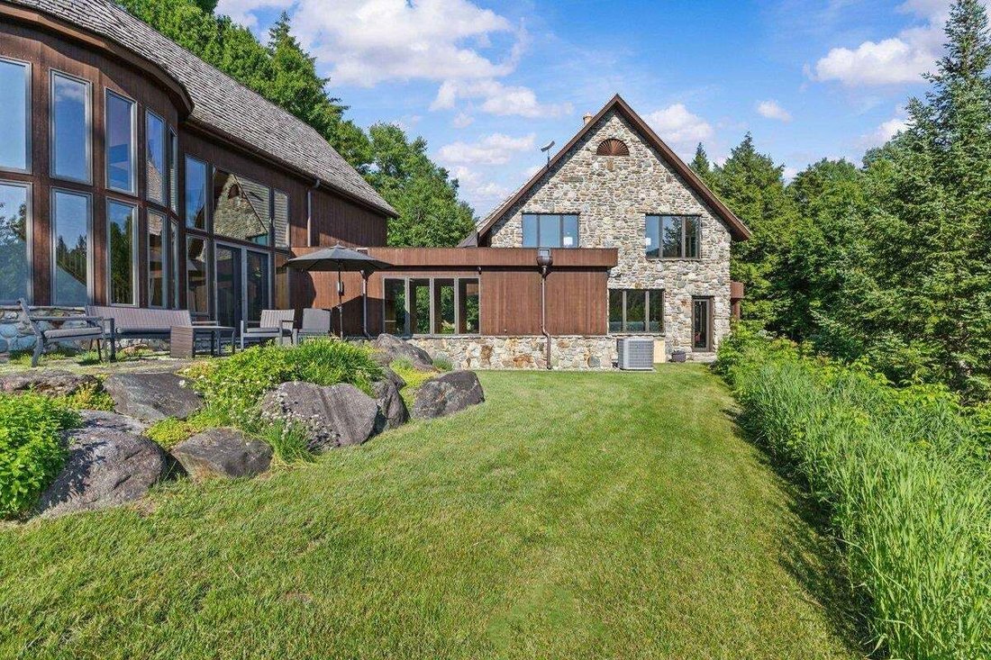 House in Stowe, Vermont, United States 3 - 18361673