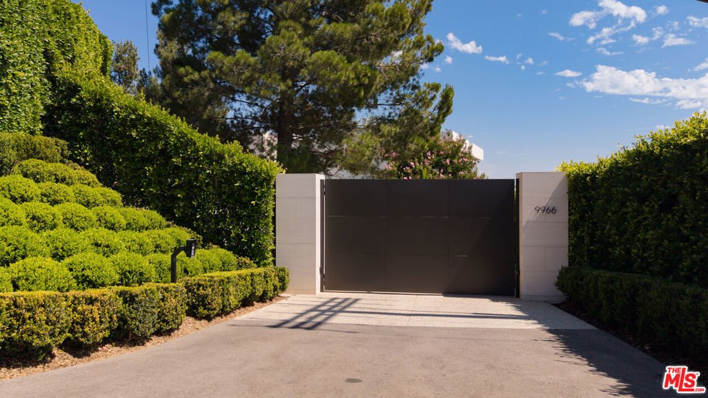 House in Beverly Hills, California, United States 3 - 18364890