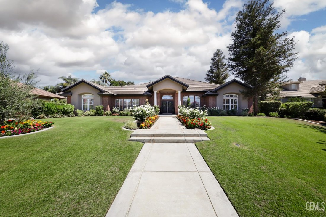 Bakersfield, California, United States 4 - 18364359