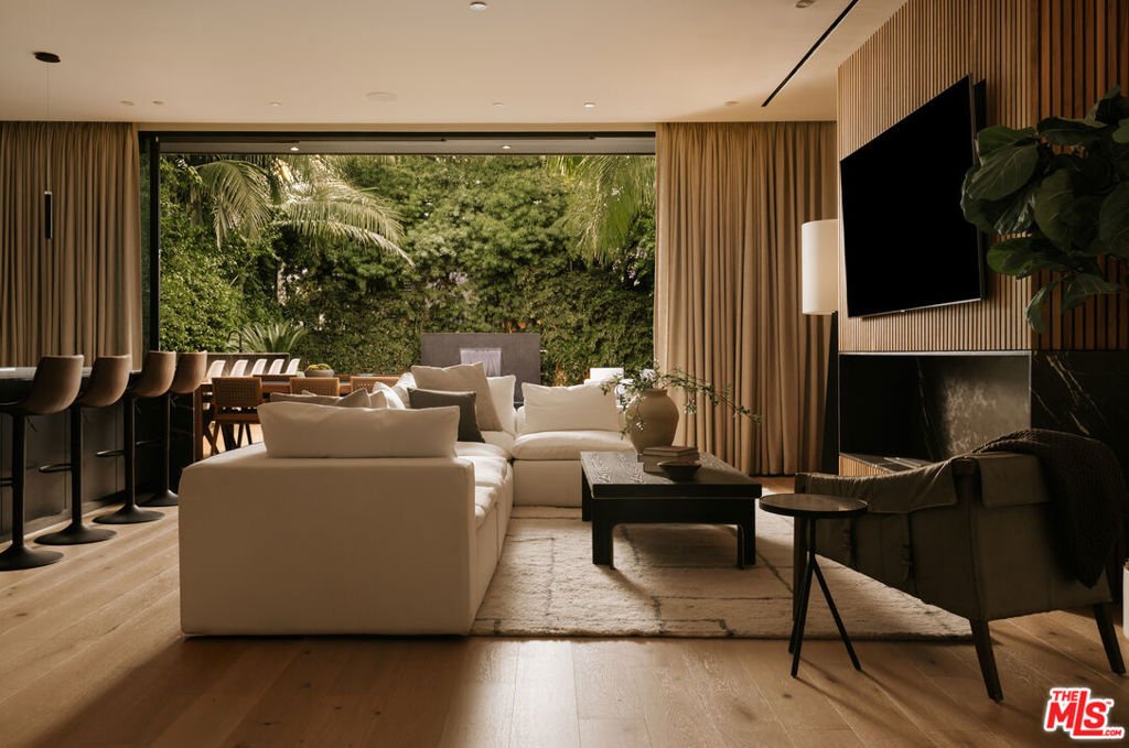 House in West Hollywood, California, United States 4 - 18364932