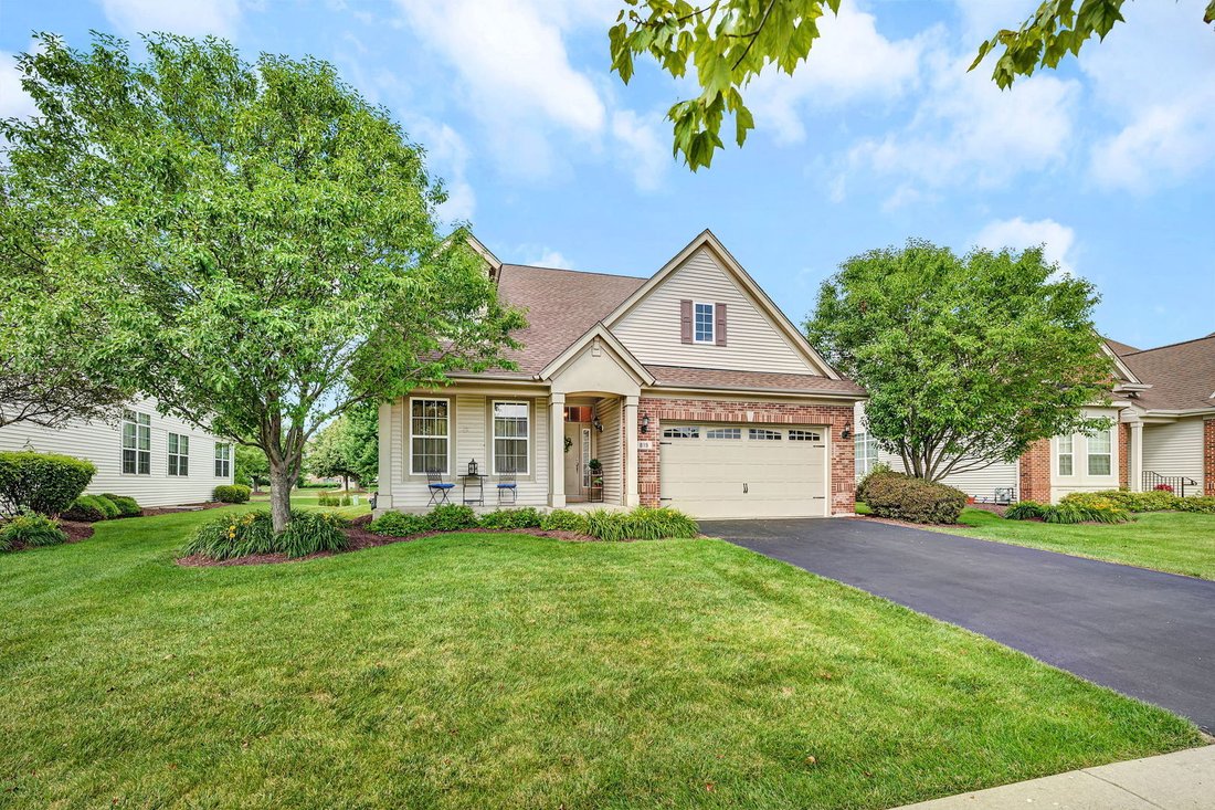 House in Oswego, Illinois, United States 2 - 18363040