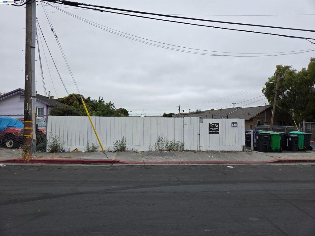 Land in Hayward, California, United States 2 - 18366836