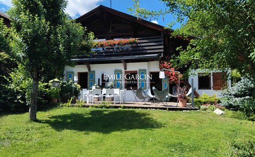 Villa in Praz-sur-Arly, Auvergne-Rhône-Alpes, France 1