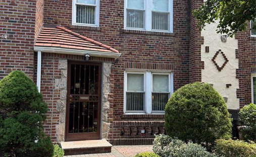 House in New York, New York, United States 1