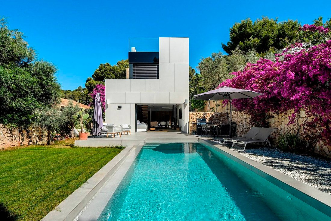 Villa in Portals Nous, Calvia, Balearic Islands 1 - 18365236