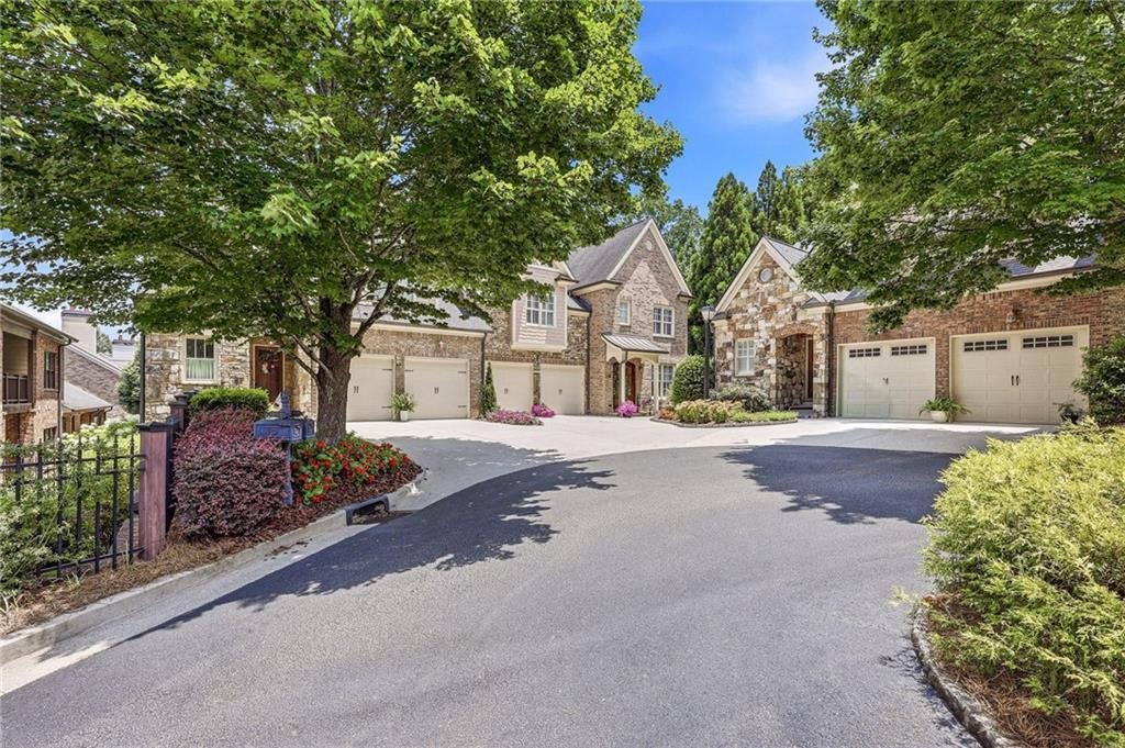 Condo in Gainesville, Georgia, United States 4 - 18365728