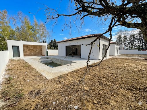 House in Loupes, Nouvelle-Aquitaine, France 4 - 18363259