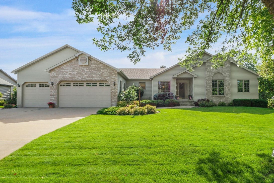 House in Sun Prairie, Wisconsin, United States 1 - 18364971