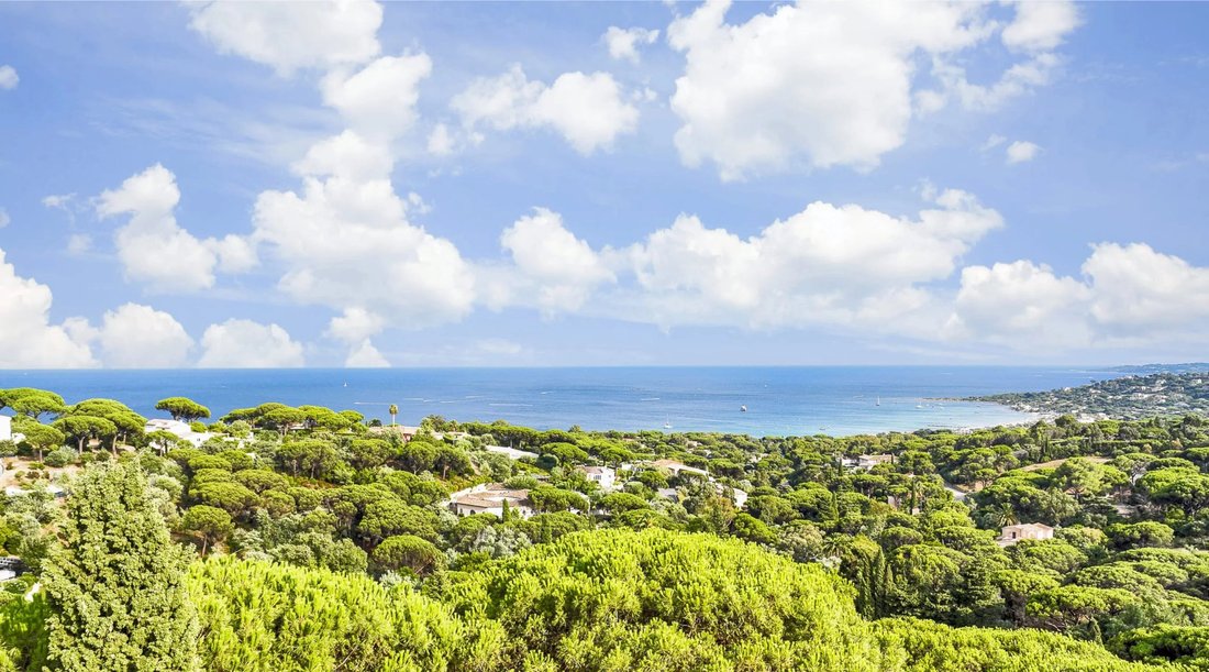 Villa in Ville-Les Saquedes-Le Bouillonnet, Sainte-Maxime, France 2 - 18363928