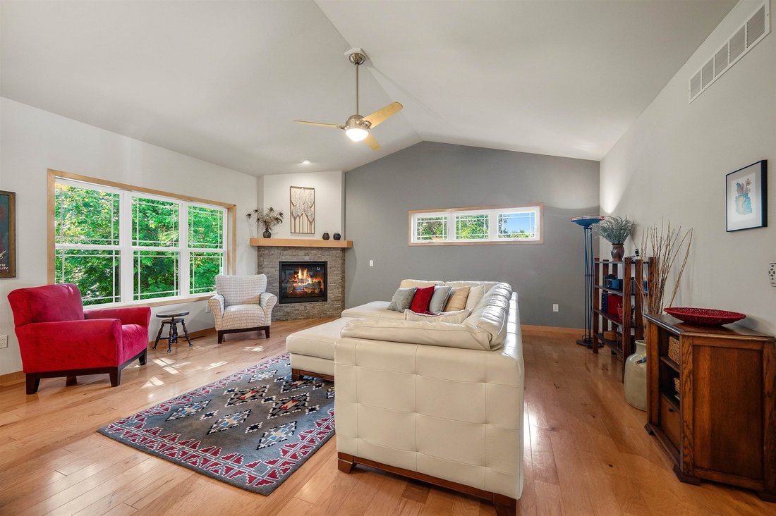 House in Sun Prairie, Wisconsin, United States 5 - 18364972