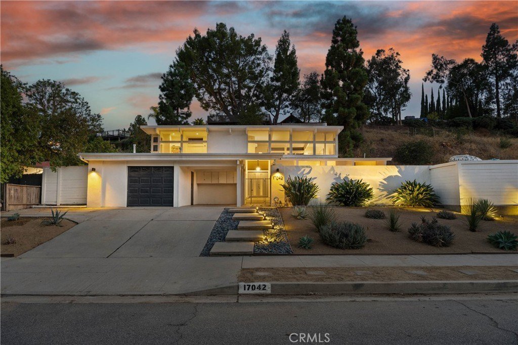 House in Los Angeles, California, United States 1 - 18124487