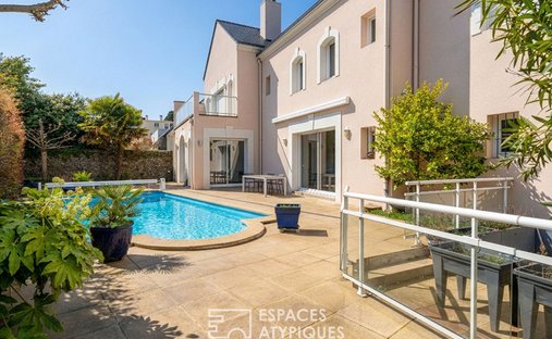 Villa in Nantes, Pays de la Loire, France 1