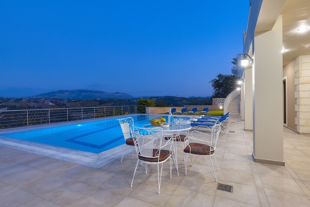 Villa in 3rd Community of Heraklion - Western, Heraklion, Greece 1 - 17298000