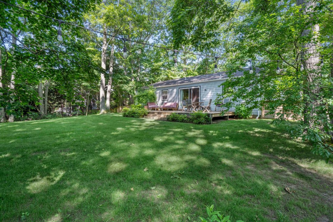 Farm Ranch in East Hampton, New York, United States 2 - 18361869