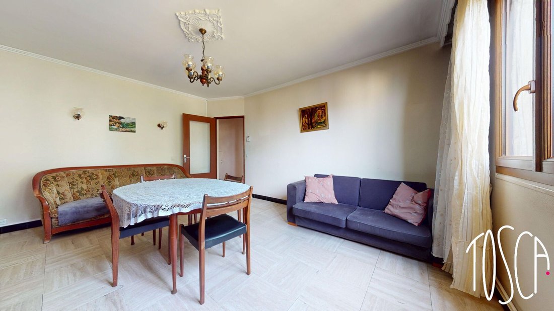 House in Vitry-sur-Seine, Ile-de-France, France 3 - 18363355