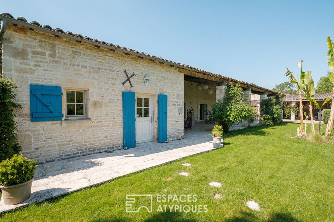 Villa in Coulon, Nouvelle-Aquitaine, France 1 - 18368296