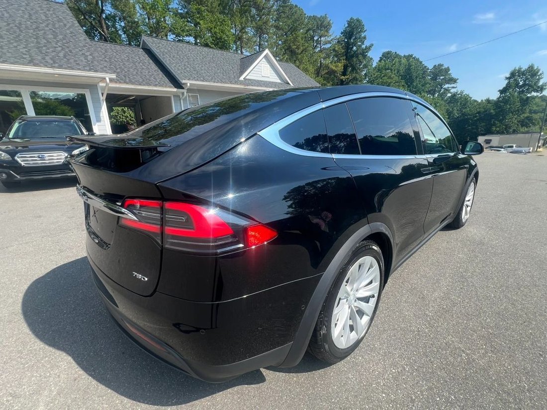 Suv in Pittsboro, NC, United States 5 - 18369043