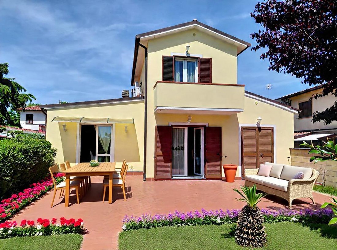 Country House in Titignano-Visignano, Cascina, Tuscany 1 - 18366877
