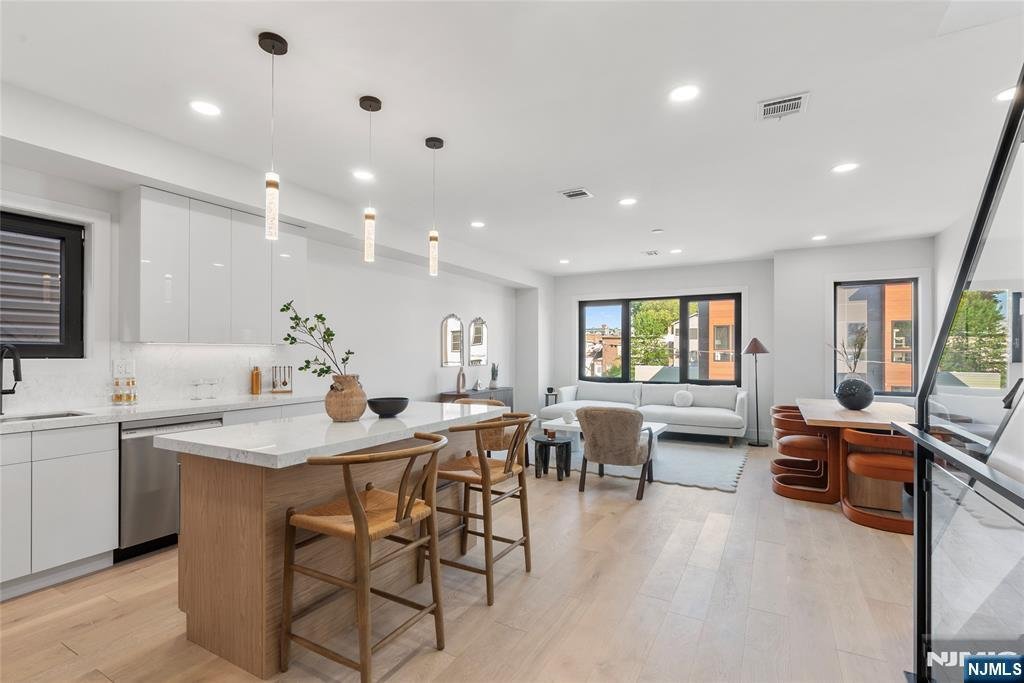 Condo in Jersey City, New Jersey, United States 1 - 18362473