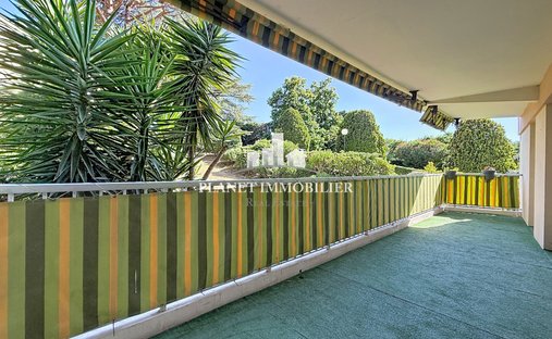 Apartment in Les Cougoulins-Rastines, Antibes, France 1