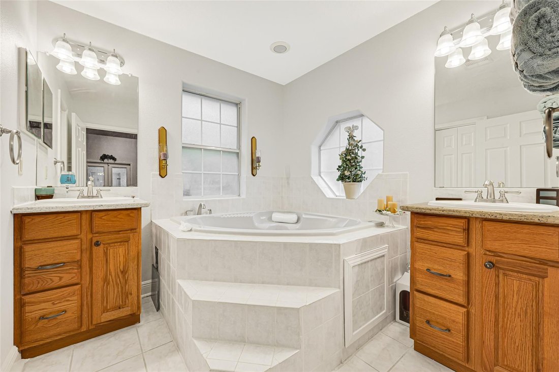 House in New Caney, Texas, United States 4 - 18362502
