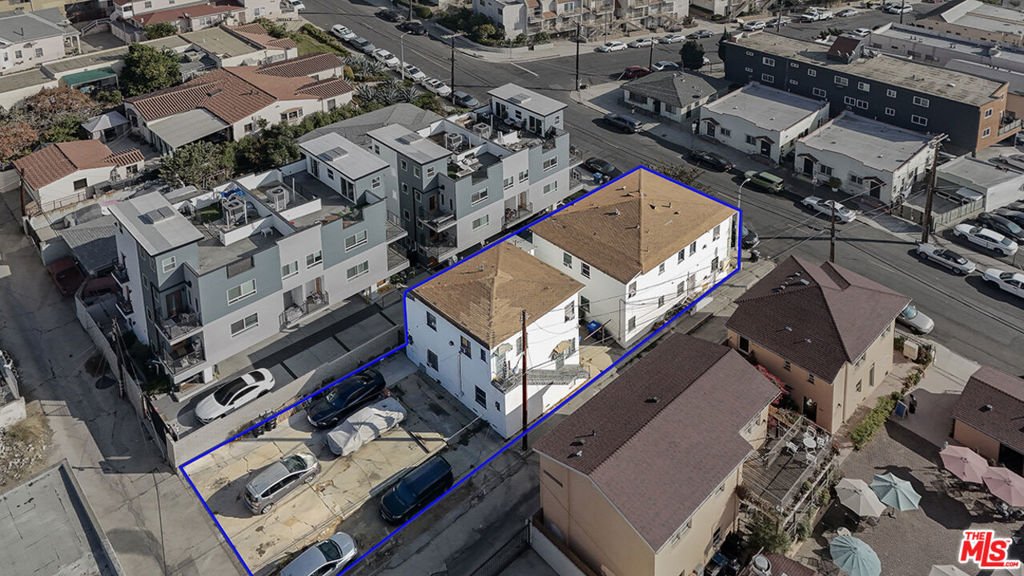 Los Angeles, California, United States 3 - 18362008