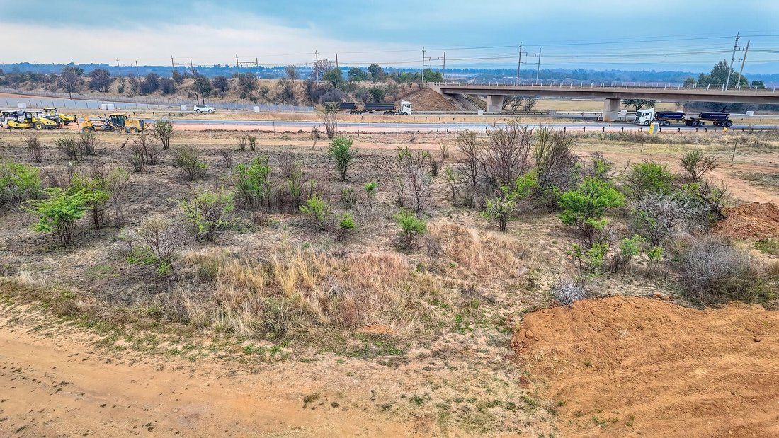Land in City of Tshwane Metropolitan Municipality, Gauteng, South Africa 4 - 18365600