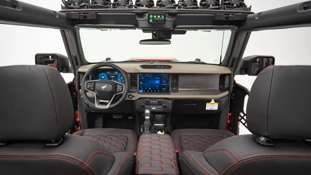 Ford Bronco 4X4 in Fort Lauderdale, FL, United States 2 - 18362542
