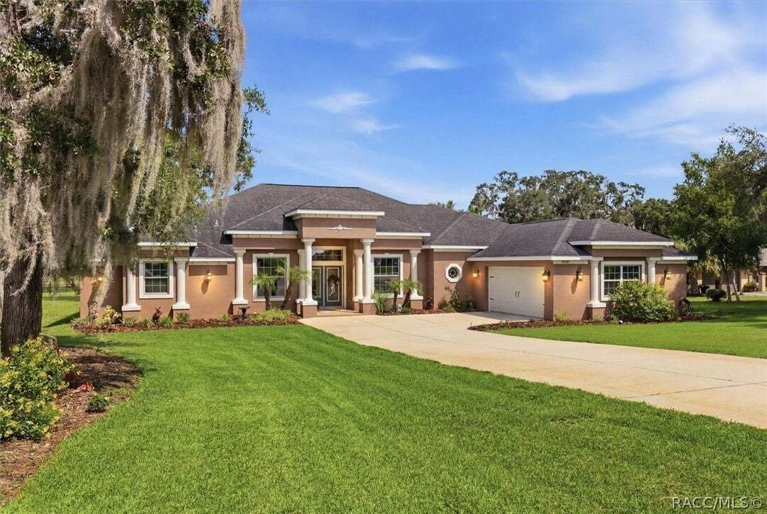 House in Inverness, Florida, United States 1 - 18361489