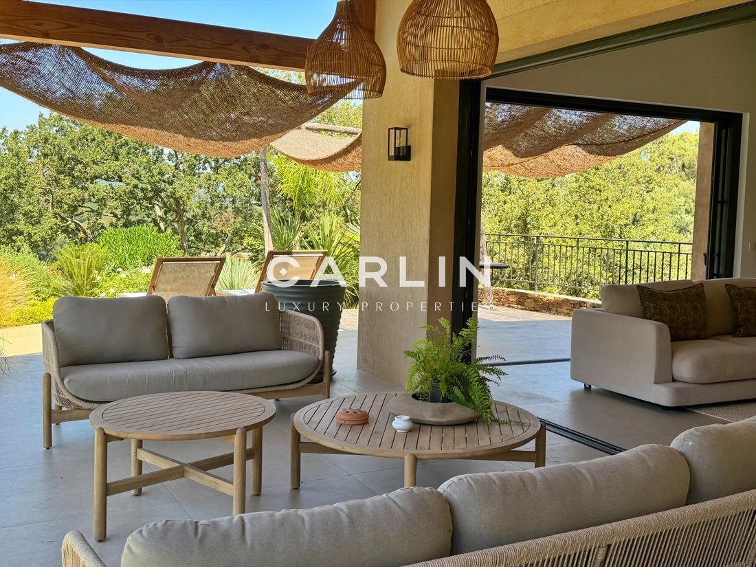 Villa in La Croix-Valmer, Provence-Alpes-Côte d'Azur, France 2 - 18364063